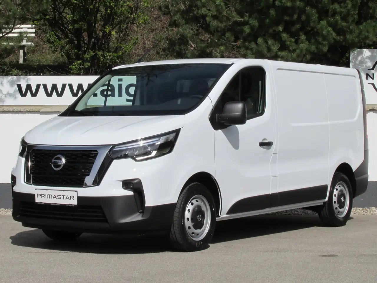 Nissan Primastar Kastenwagen L1H1 3,0t dCi 110 Acenta — photo 1 of 13
