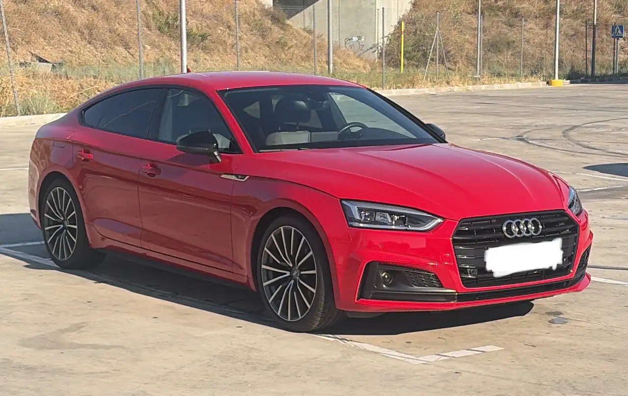 Audi A5 A5 Sportback 40 g-tron Black line S tronic Black line — photo 1 of 7