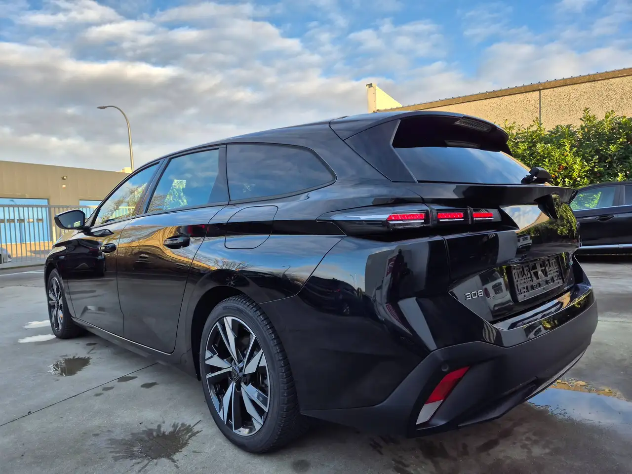 2022 Peugeot 308 SW 1.6 // PHEV HYBRID // e-EAT8 // 77.434 KM !!, photograph 8