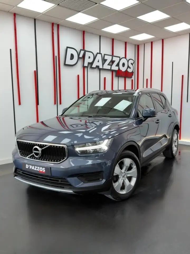 Volvo XC40 T3 Momentum Pro Aut. — photo 1 of 4