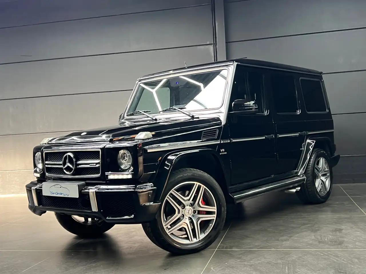 Mercedes-Benz G 63 AMG V8 * DESIGNO * H&K * Carplay * Full option*Adaptive Cruise* — photo 1 of 15