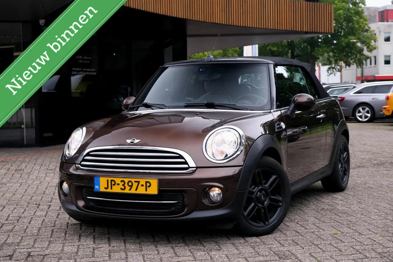 MINI Cooper Cabrio 1.6 Chili|Rijklaar!|Stoelverwarming|Leder|Windsche — photo 1 of 27