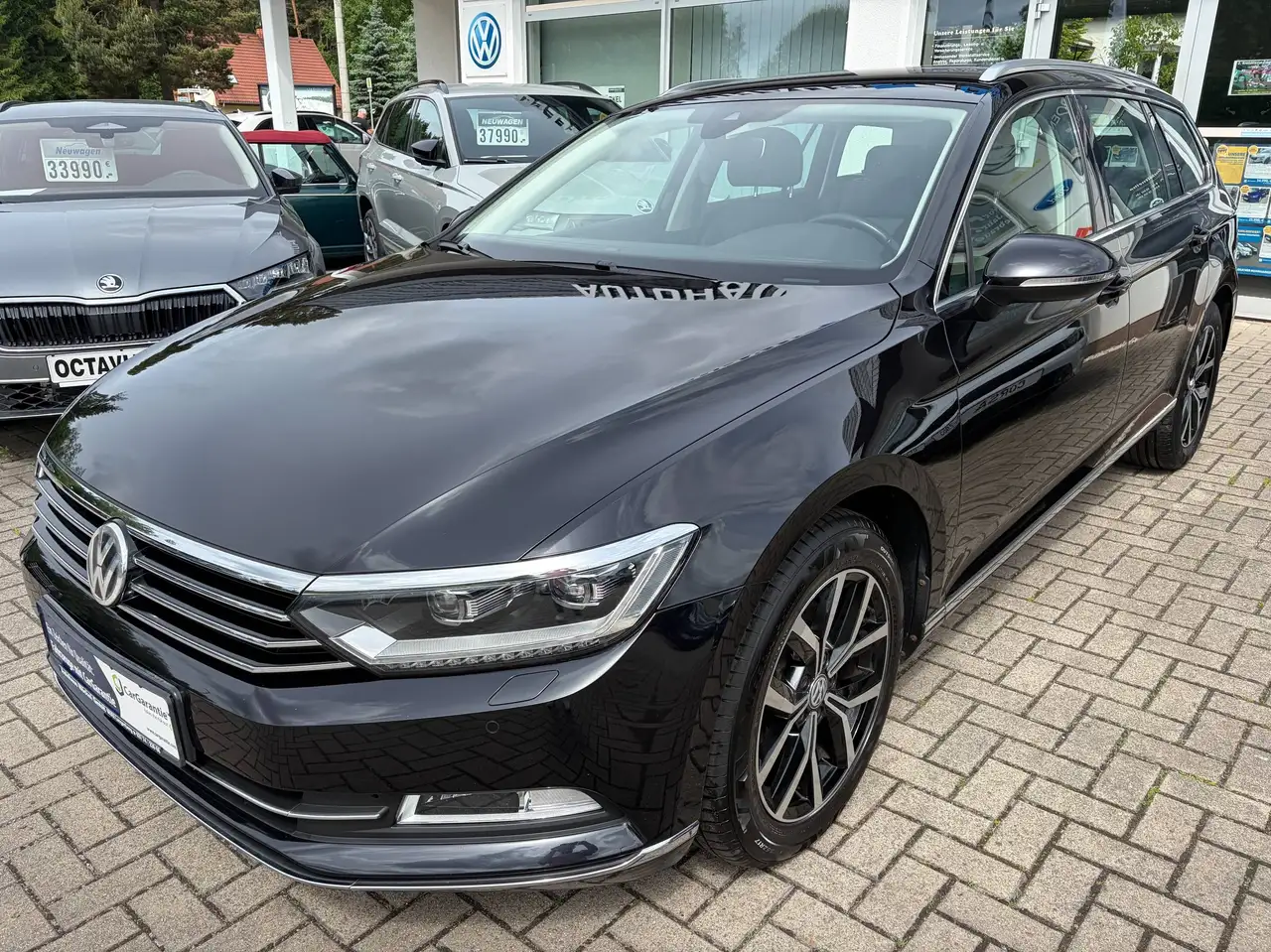 Volkswagen Passat Variant 1.4 TSI Highline, AHZV, LED, NAVI, HECKKL. ELEKTR. — photo 1 of 40