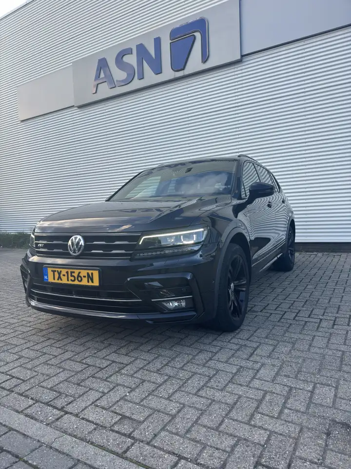 Volkswagen Tiguan VW Tiguan Allspace Highline R-Line | DSG | 7P | Pa — photo 1 of 19