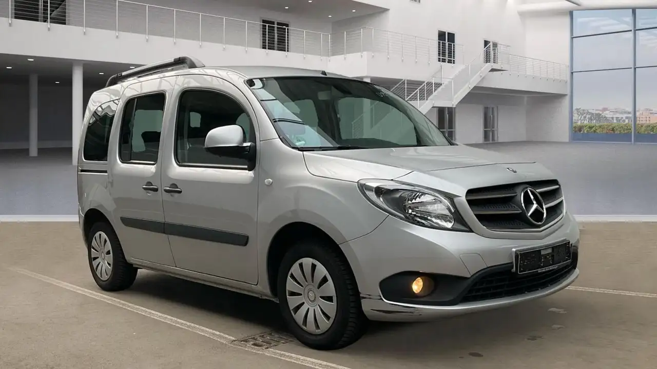 Mercedes-Benz Citan 111 CDI Lang Tourer KLIMA AHK SITZHZ — photo 1 of 5