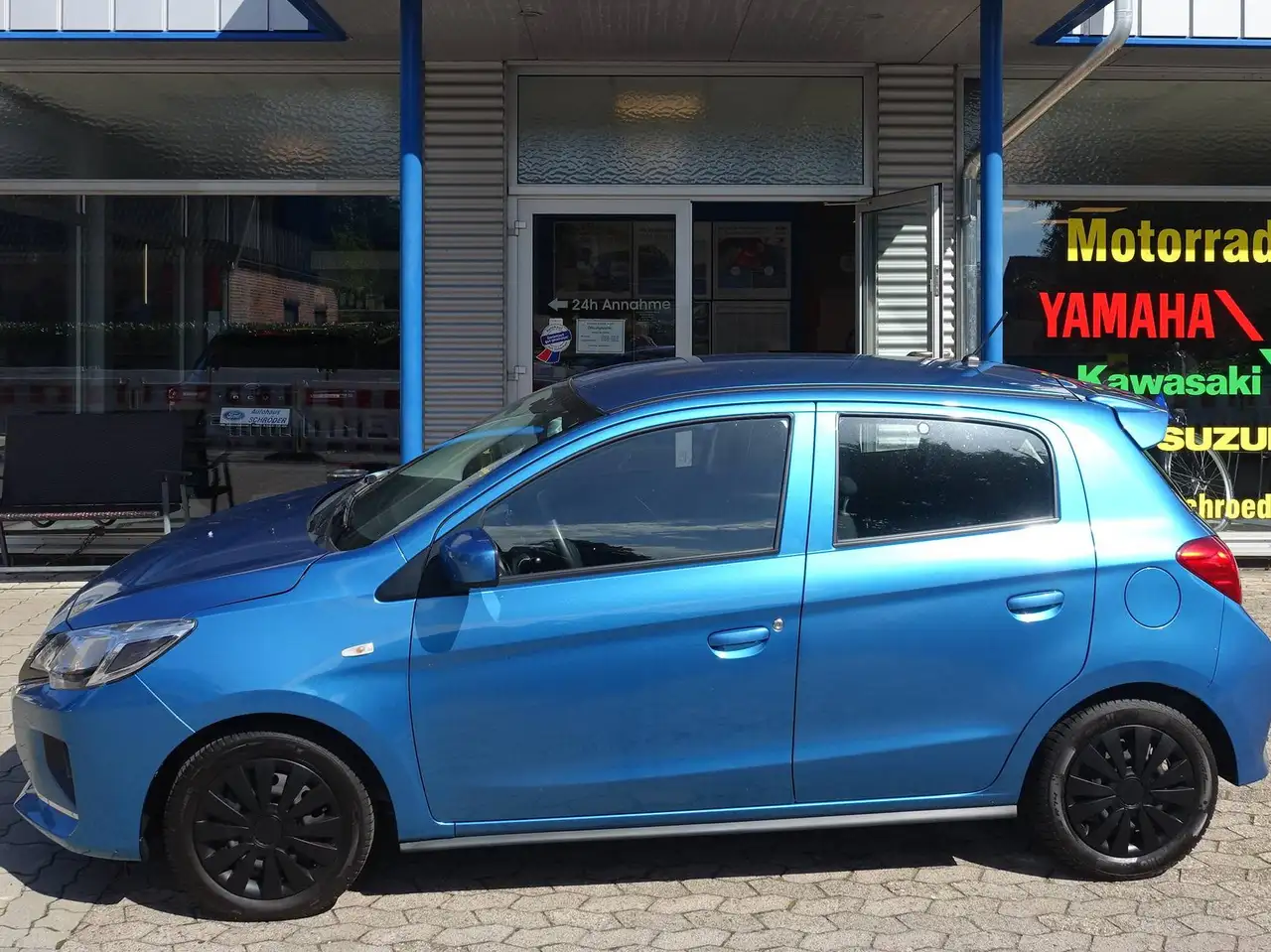 Mitsubishi Space Star Select / Klimaanlage — photo 1 of 18