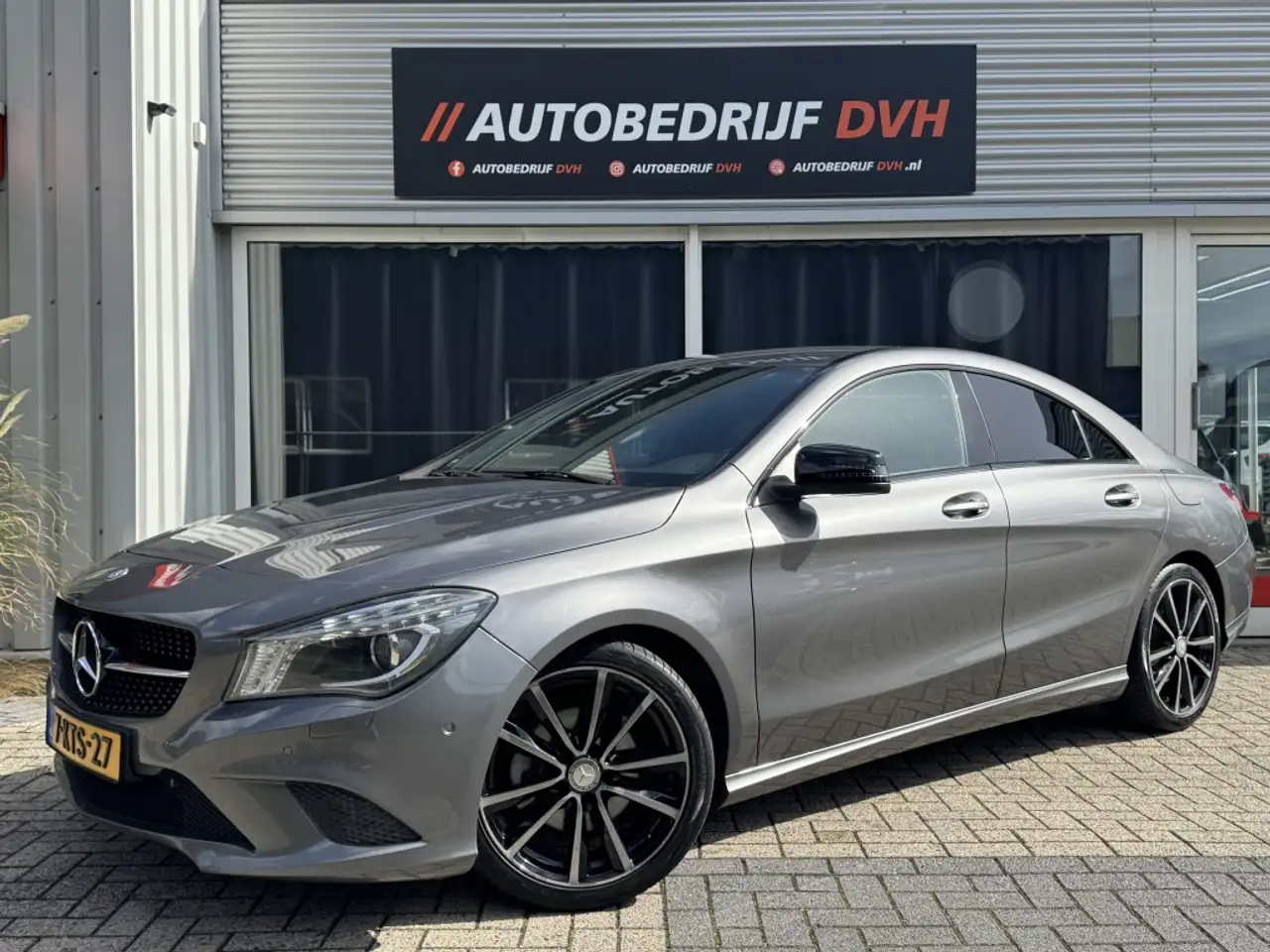Mercedes-Benz CLA 180 CRUISE / PARKEERSENS. / AIRCO / NAP / — photo 1 of 22