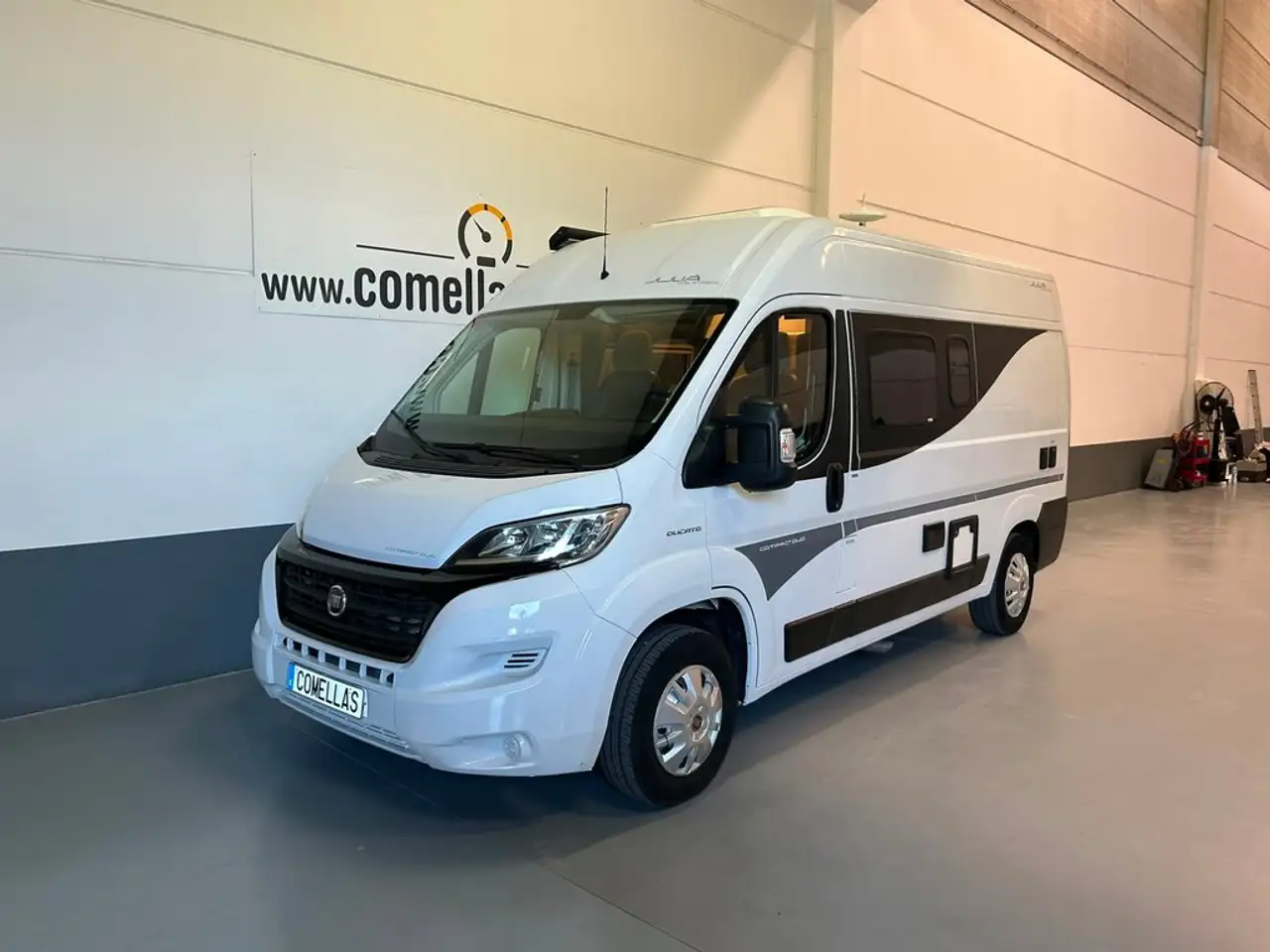 Fiat Ducato 2.3 150 CV — photo 1 of 15
