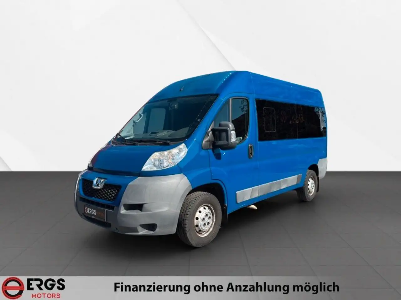 Peugeot Boxer HDi Standart "1.Hand,6Sitzer,AHK,R-CAM — photo 1 of 15