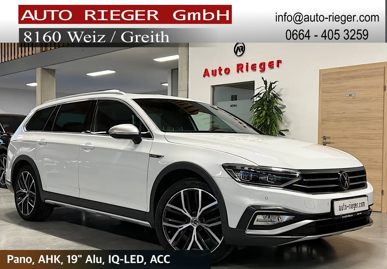 Volkswagen Passat Alltrack 4Motion TDI PANO, AHK, LED — photo 1 of 40