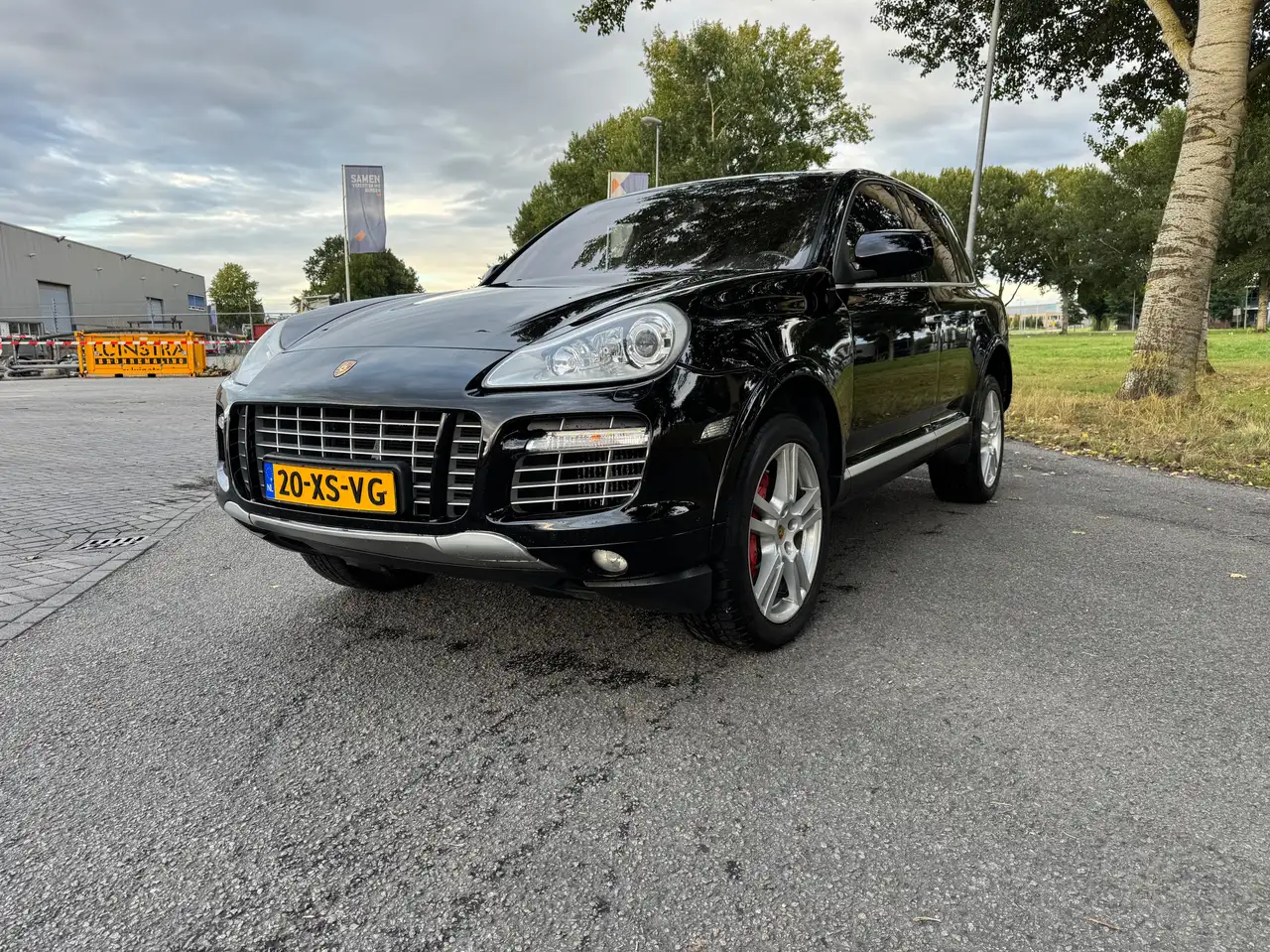 Porsche Cayenne Cayenne 4.8 — photo 1 of 10