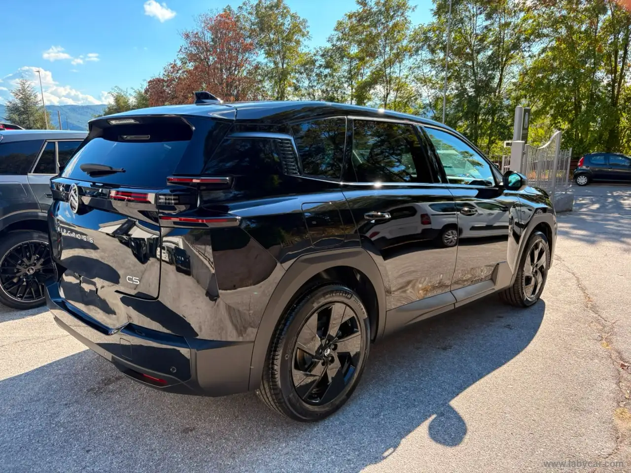 2026 Citroen C5 Aircross Hybrid 145 e-DCS6 Plus, photograph 5