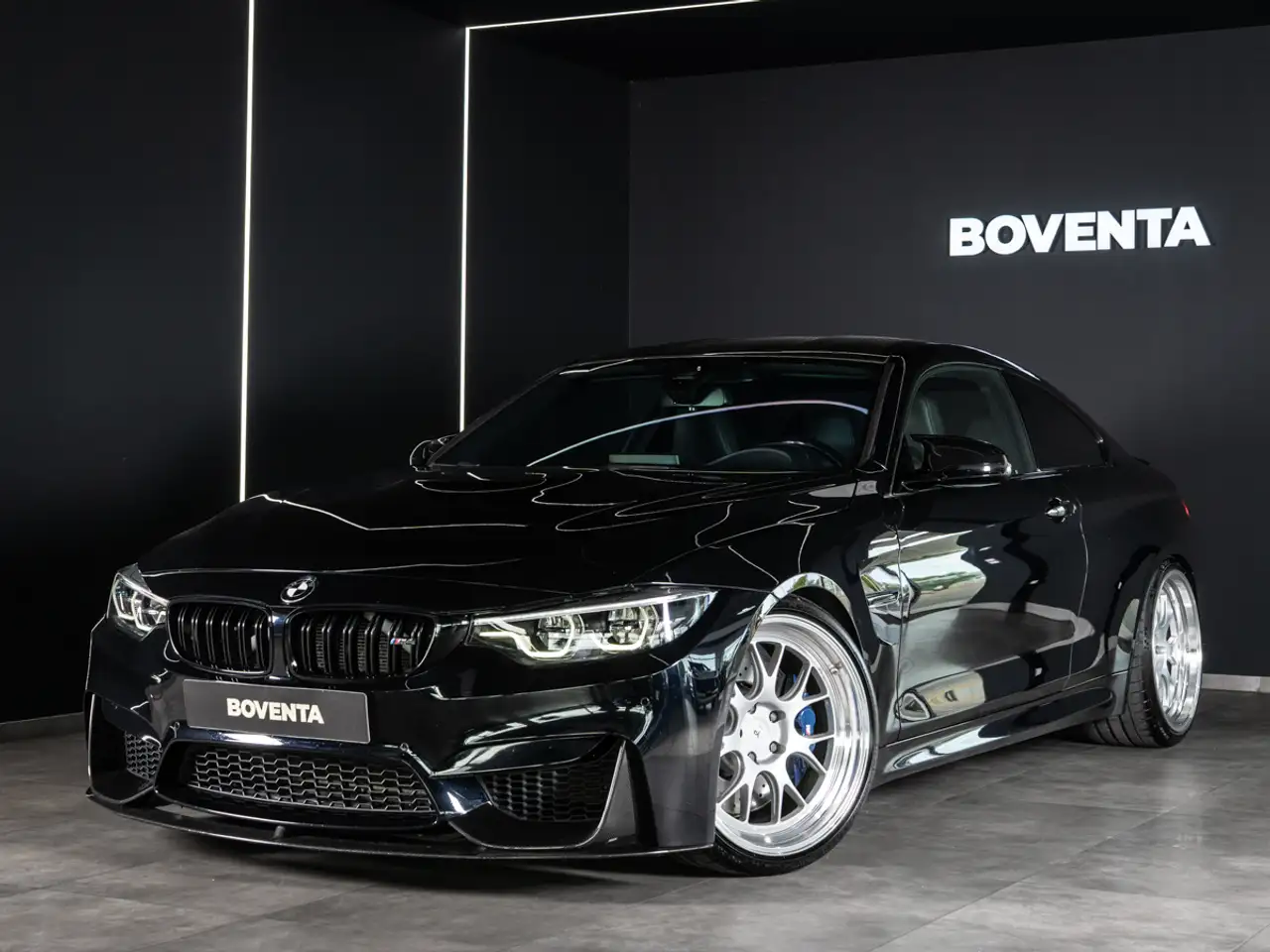 BMW M4 Competition *AKRAPOVIC*YIDO*KW*H&K* — photo 1 of 15