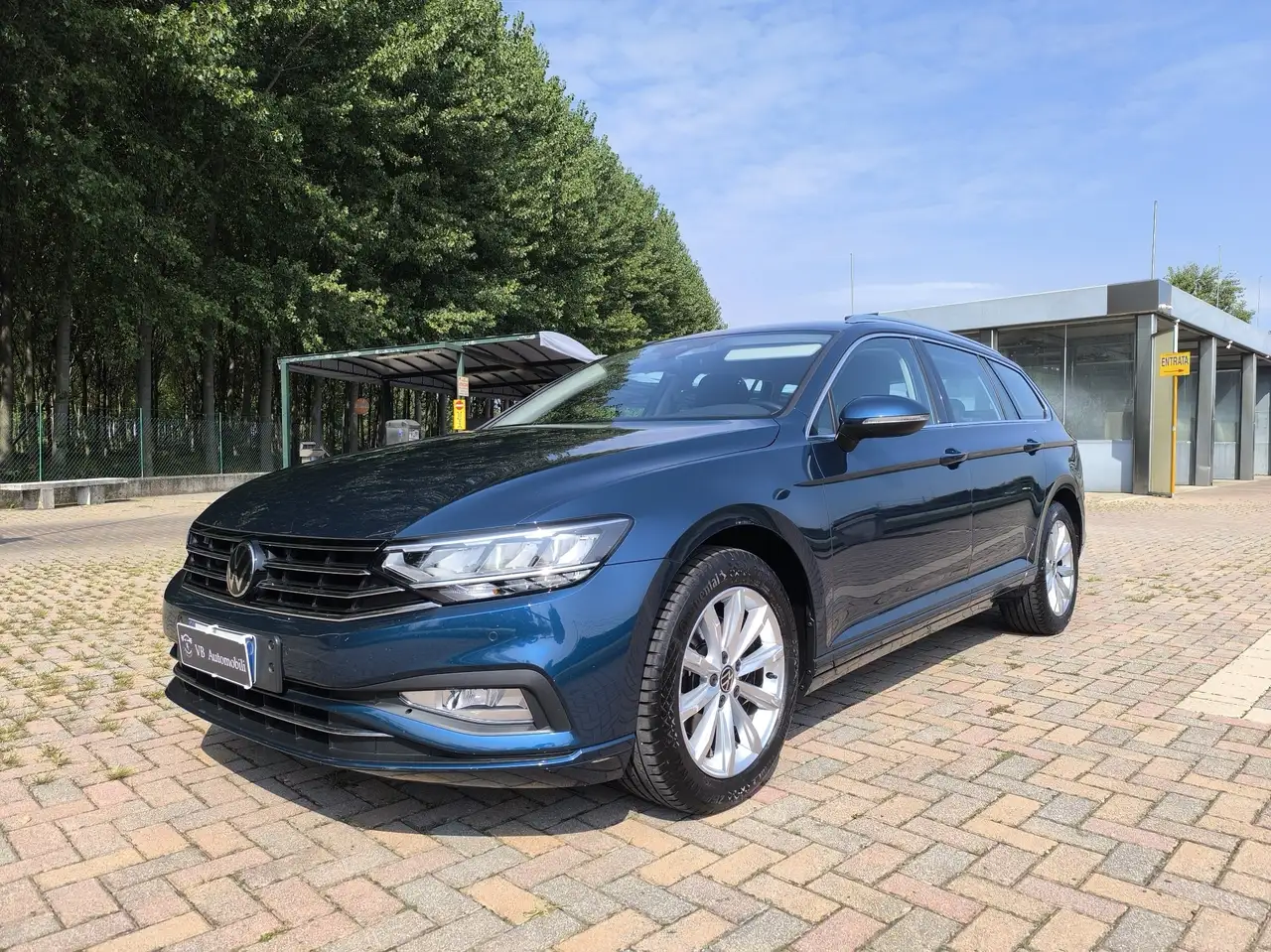 Volkswagen Passat Variant 1.9 tdi Highline auto — photo 1 of 15