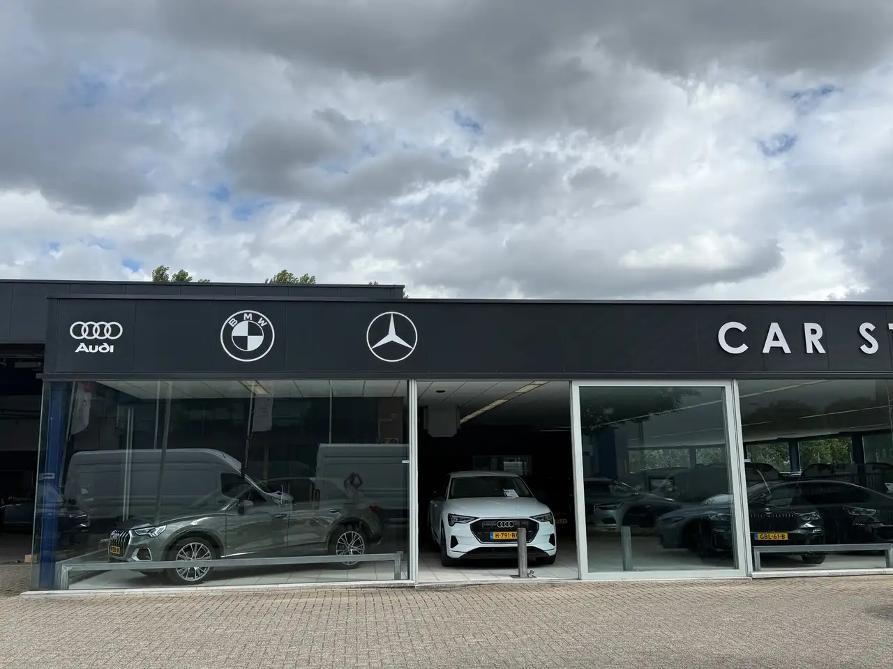Mercedes-Benz GLE 400 Coupé e 4MATIC Sport Edition Premium Plus — photo 1 of 4