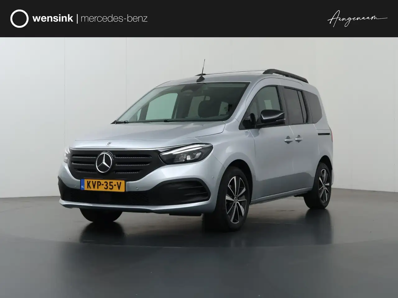Mercedes-Benz EQT Tourer 200 L1 Premium Plus 45kWh — photo 1 of 40