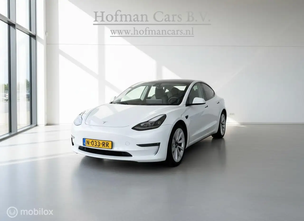 Tesla Model 3 Long Range AWD 75 kWh | SOH 91% MOBA | Facelift | — photo 1 of 33