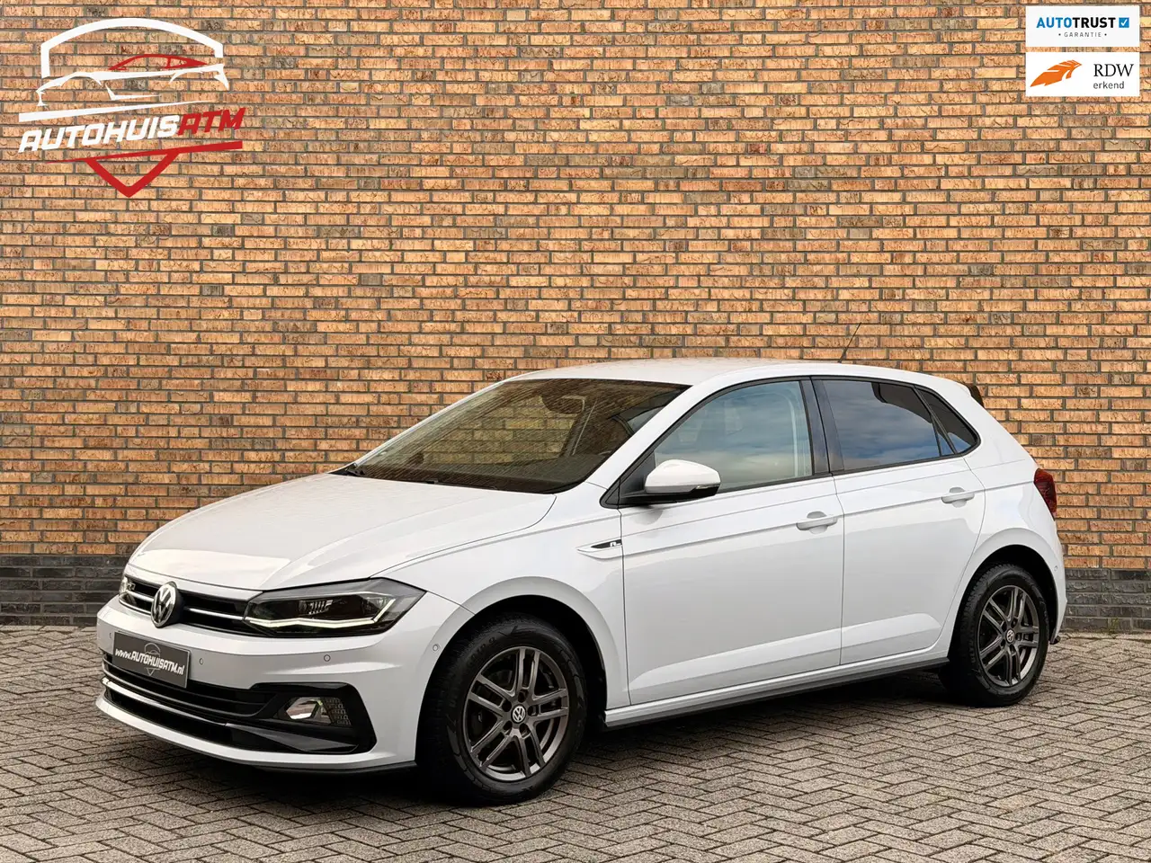 Volkswagen Polo 1.0 TSI R line Keyless Led Stoelvw Dodehoek — photo 1 of 24