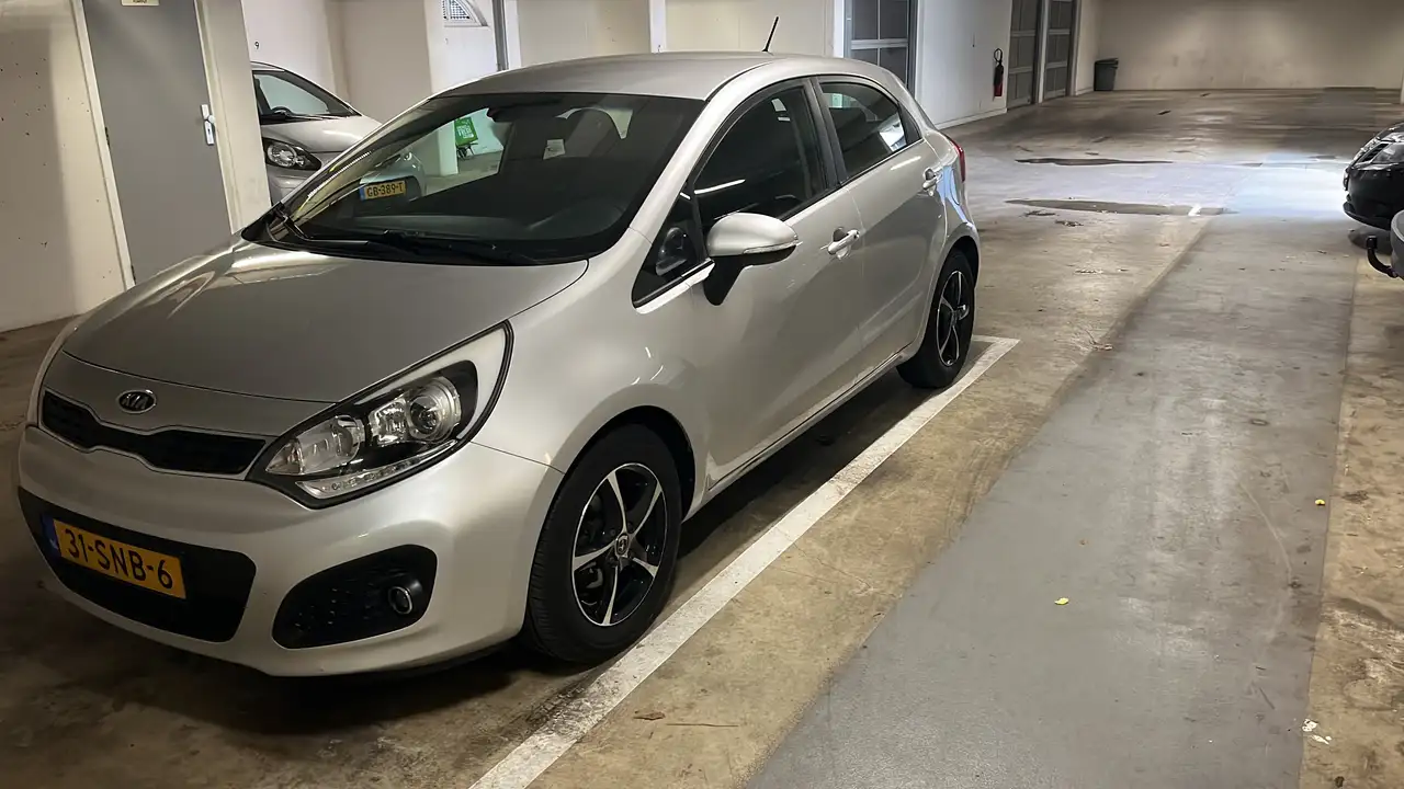 Kia Rio 1.2 CVVT Super Pack — photo 1 of 14