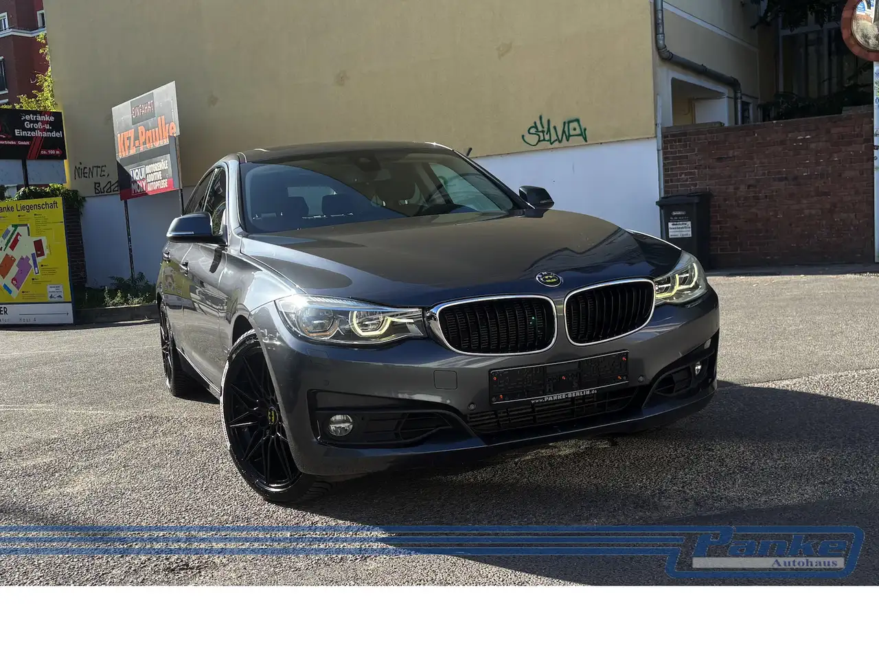 BMW 330 330d xDrive*HUD*Pano*LED*AHK*RK — photo 1 of 27