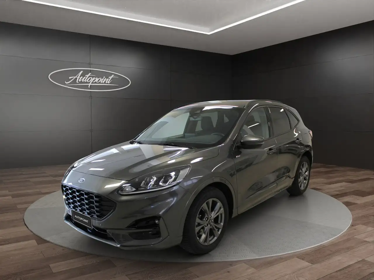 Ford Kuga 2.0 EcoBlue 120CV 2WD ST-Line Auto — photo 1 of 15