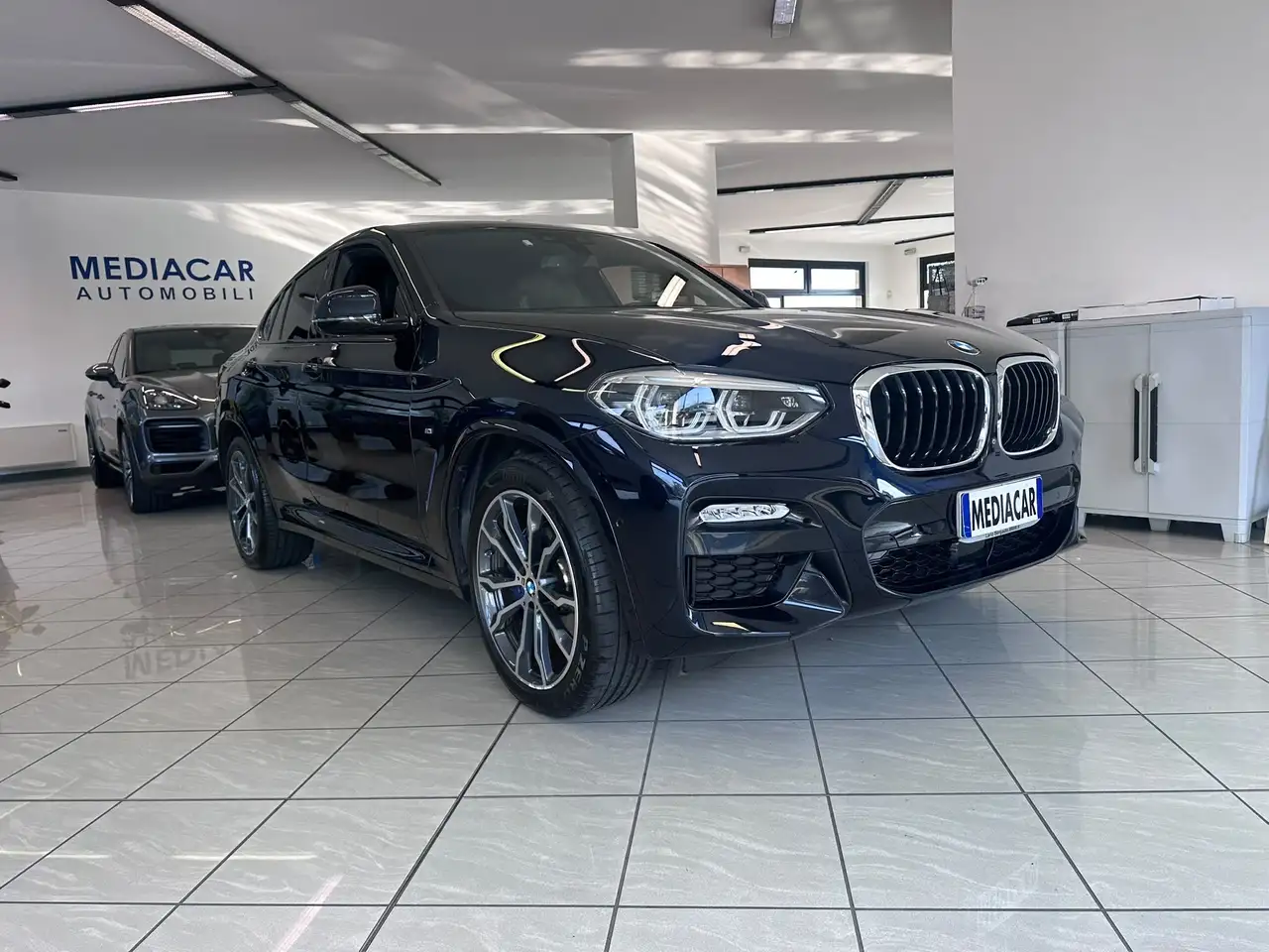 BMW X4 xdrive30i Msport auto — photo 1 of 15