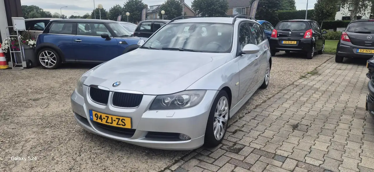 BMW 320 3-serie Touring 320i High Executive💢€1500,-💢‼️DIFF — photo 1 of 17