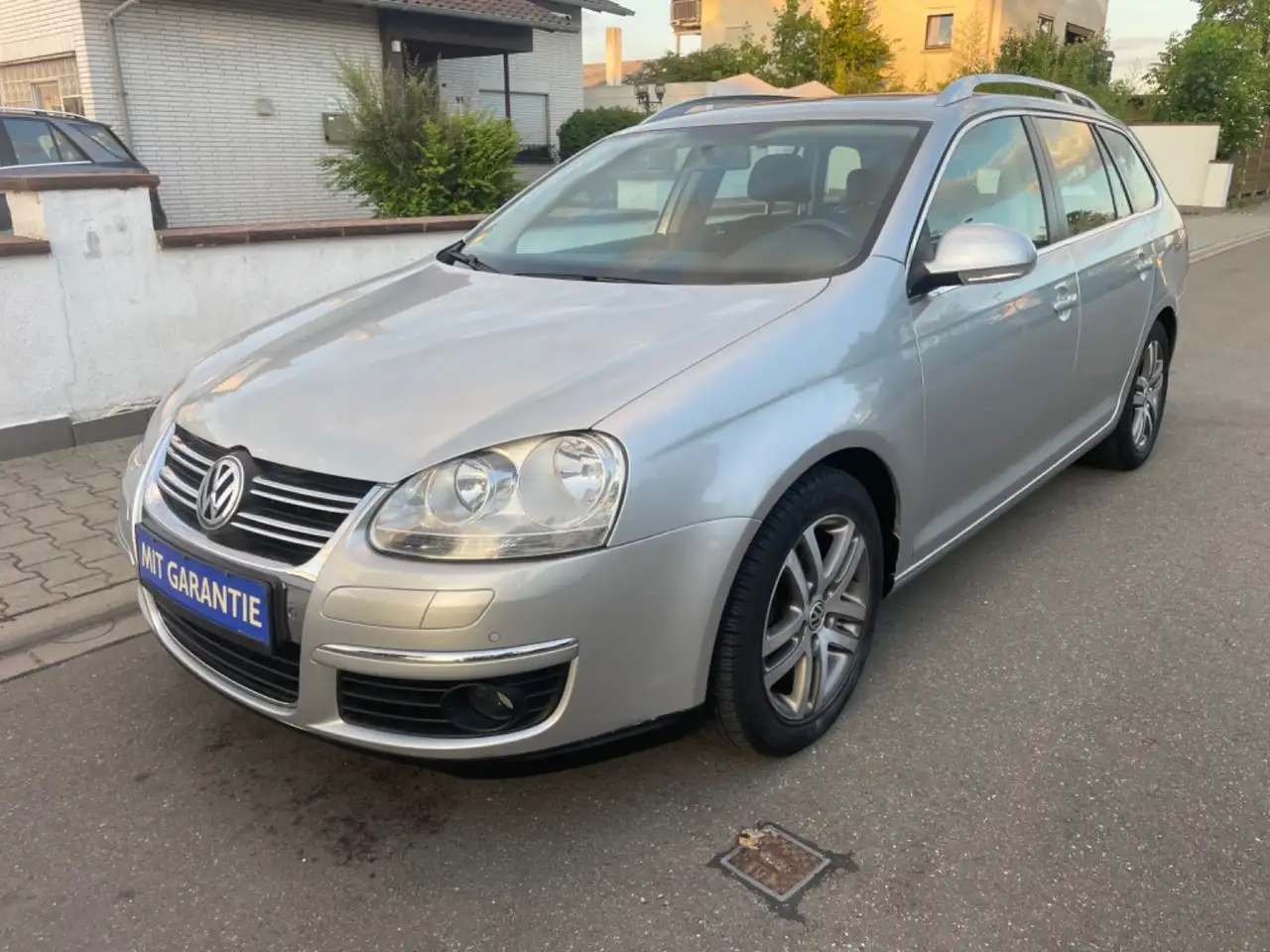 Volkswagen Golf V Variant Sportline 1,4 TÜV+SERVICE NEU !!! — photo 1 of 12