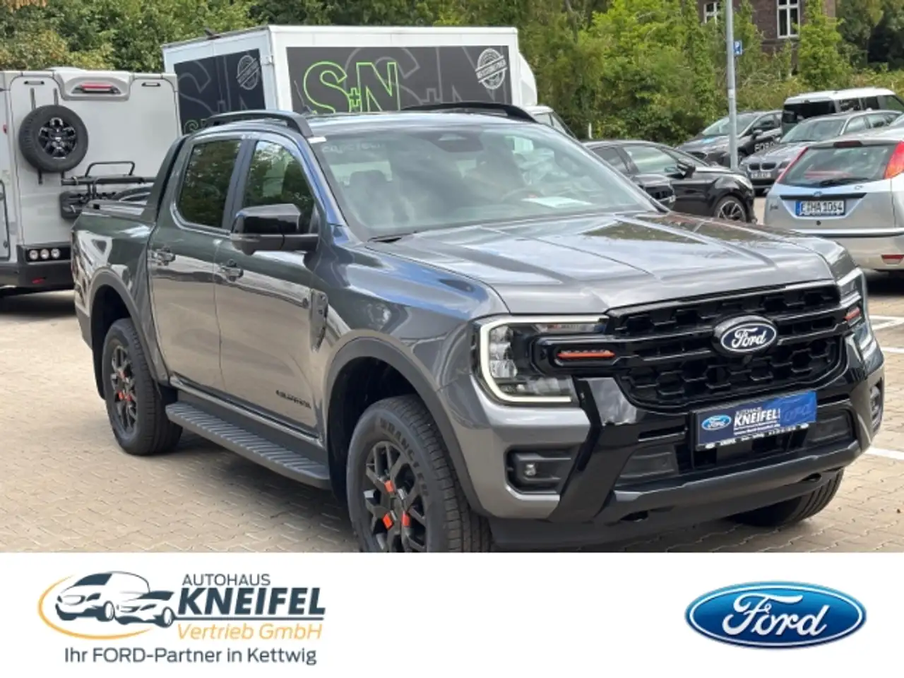 Ford Ranger Wildtrak e-4WD Doppelkabine — photo 1 of 15