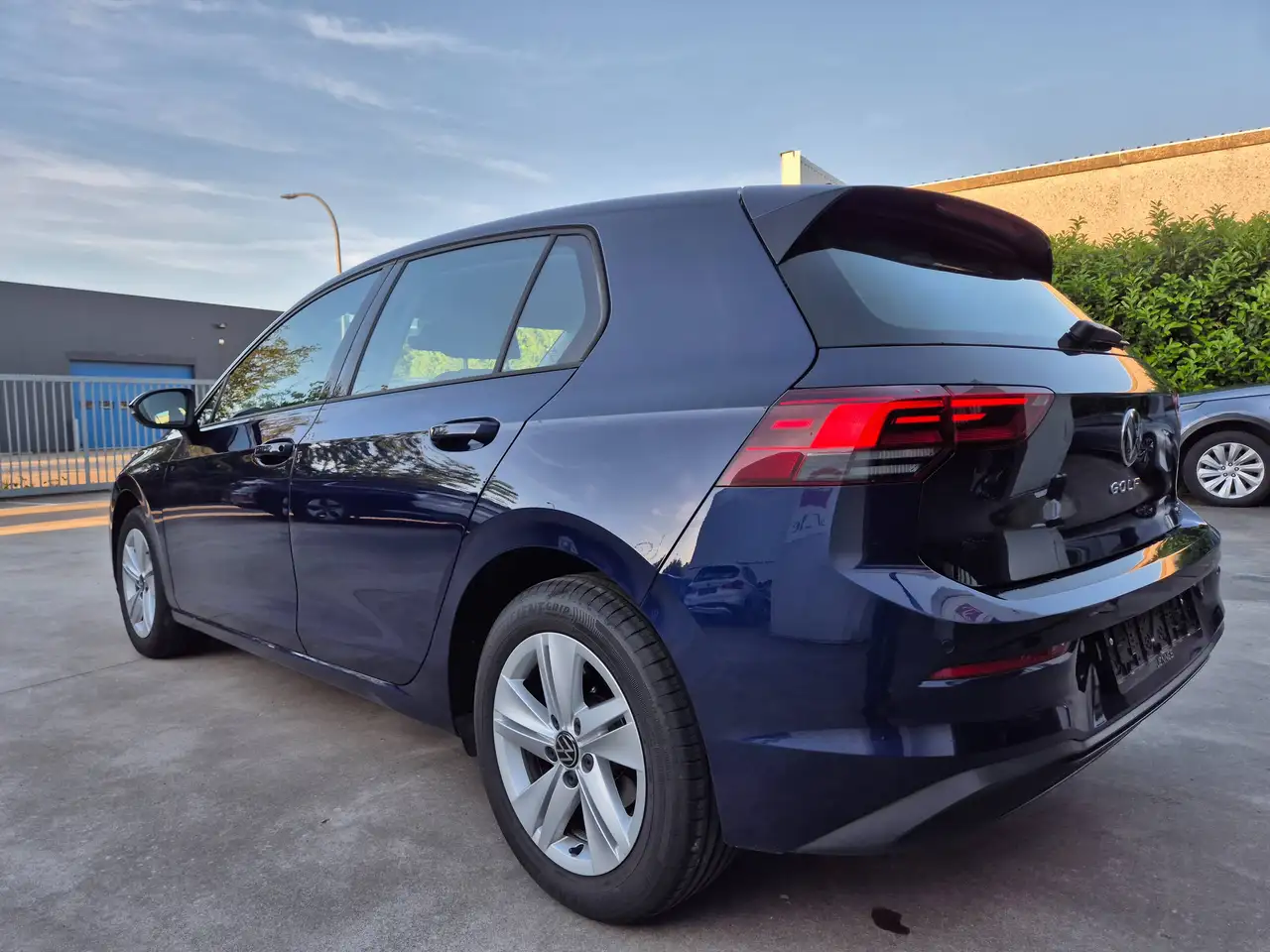 2023 Volkswagen Golf 1.0 eTSI // HYBRID // DSG // 40.253 KM !! 2023 !!, photograph 9