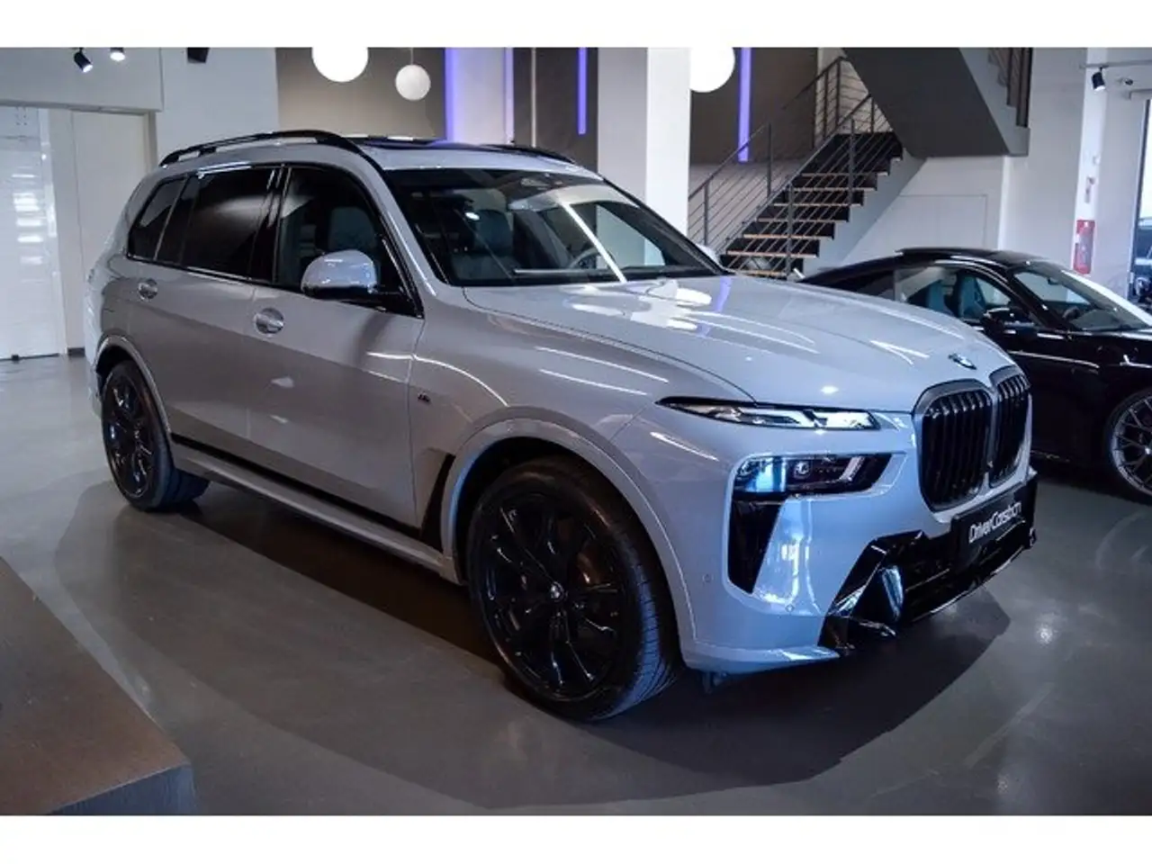 BMW X7 xDrive 40dA — photo 1 of 15