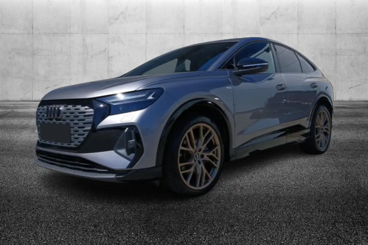 Audi Q4 e-tron Q4 e-tron — photo 1 of 8