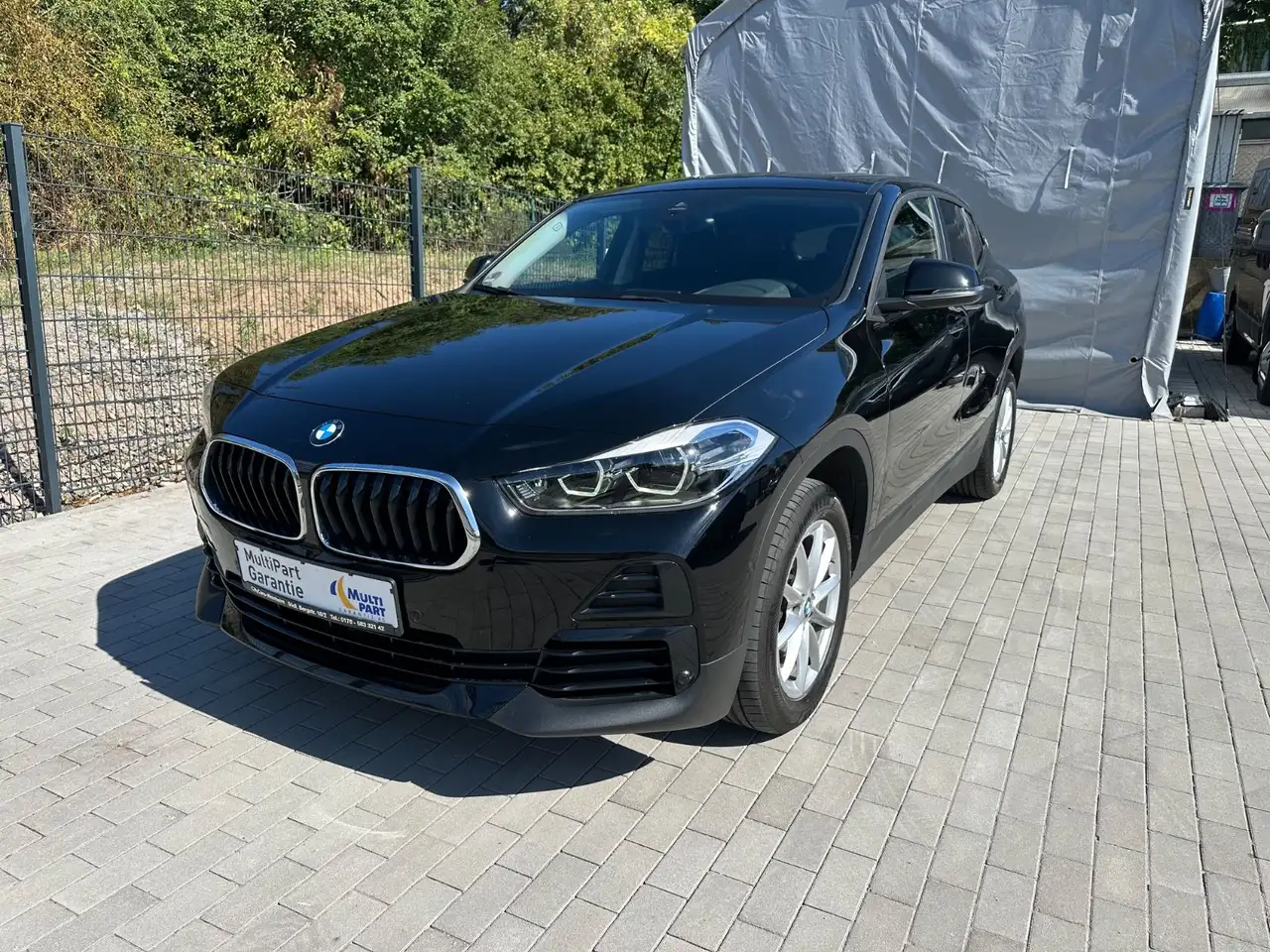 BMW X2 sDrive 18 d Advantage Aut./Navi/Kamera — photo 1 of 21