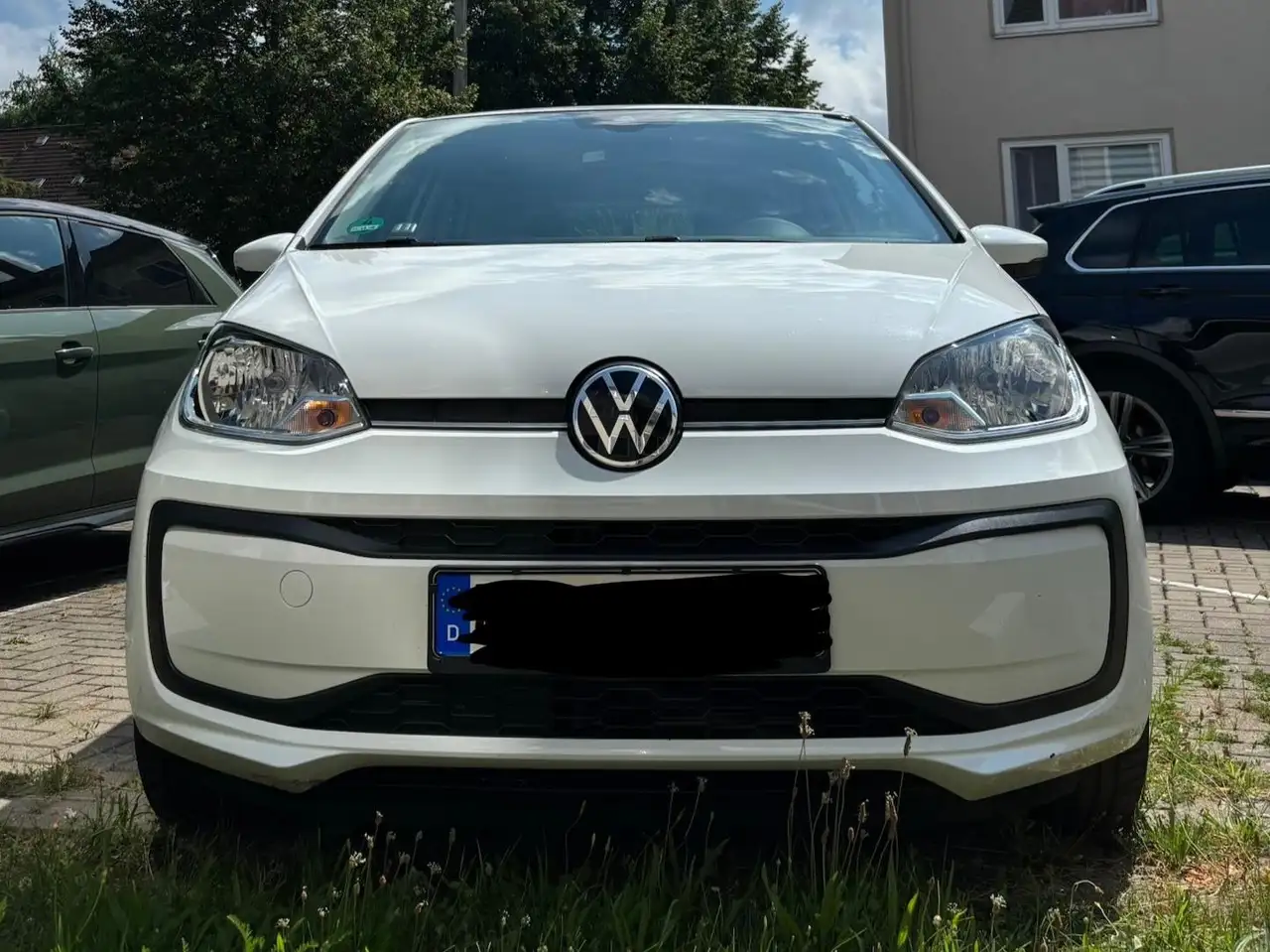 Volkswagen up! up! — photo 1 of 18