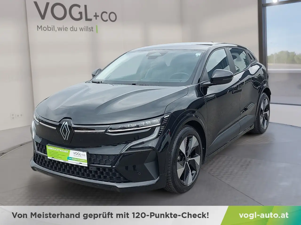 Renault Megane E-Tech Equilibre EV60 220hp 60kWh — photo 1 of 20