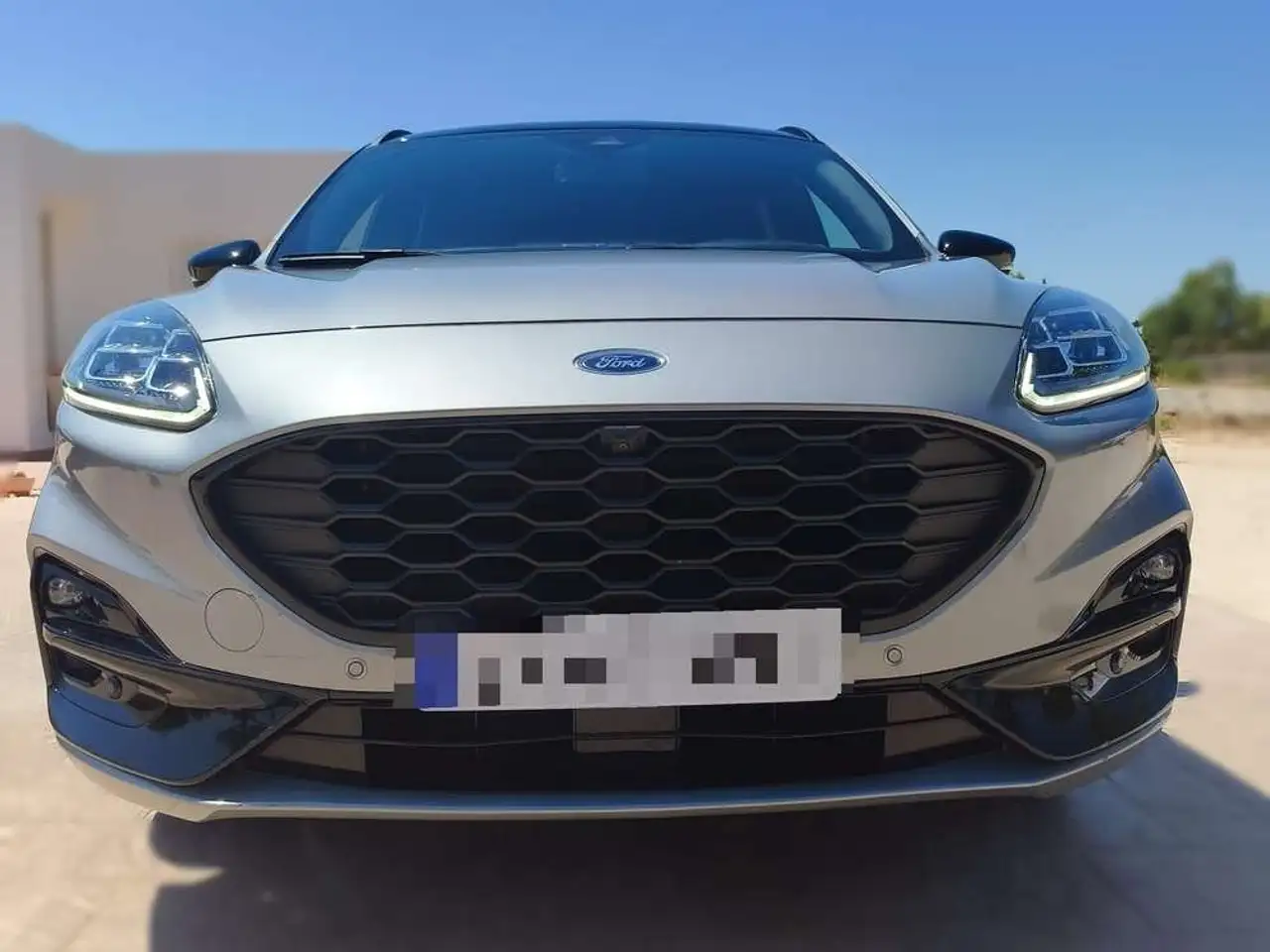 Ford Kuga 2.5 Duratec FHEV ST-Line 4x2 Aut. — photo 1 of 15