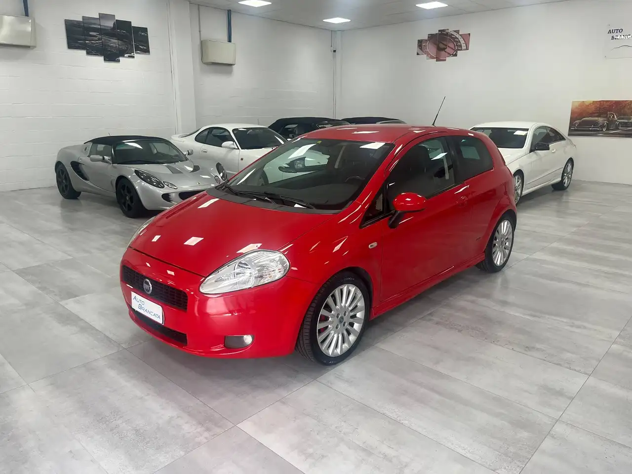 Fiat Grande Punto 3p 1.9 mjt Sport 130cv — photo 1 of 11