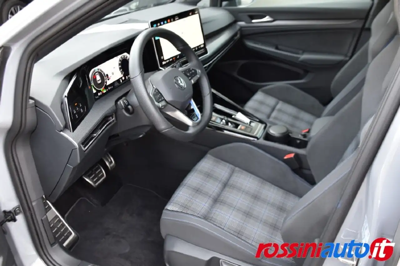 2026 Volkswagen Golf GTE 1.5 EHYBRID 272 CV DSG + R18 BI-COLOR +WINTER PACK + AREA VIEW + ESTENSIONE GARANZIA 3 ANNI O 100.000 KM + SET, photograph 5