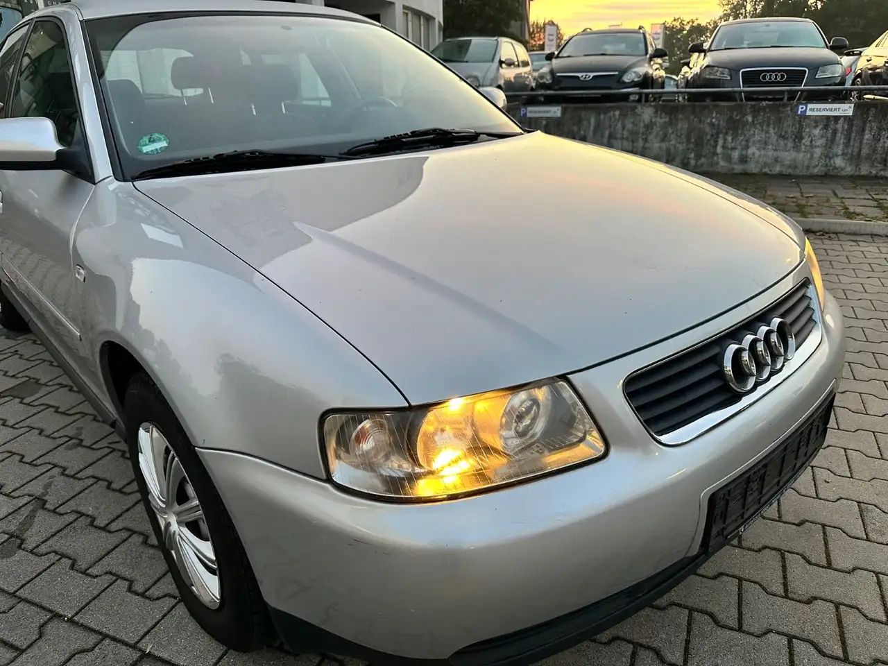 Audi A3 1.8 Auto Attraction * — photo 1 of 15