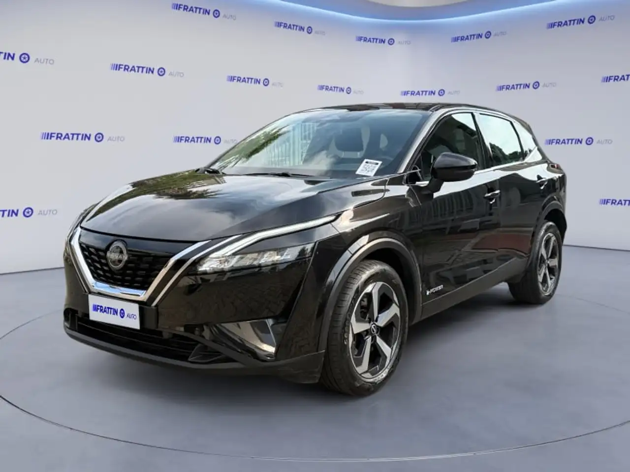 Nissan Qashqai e-Power Acenta — photo 1 of 15
