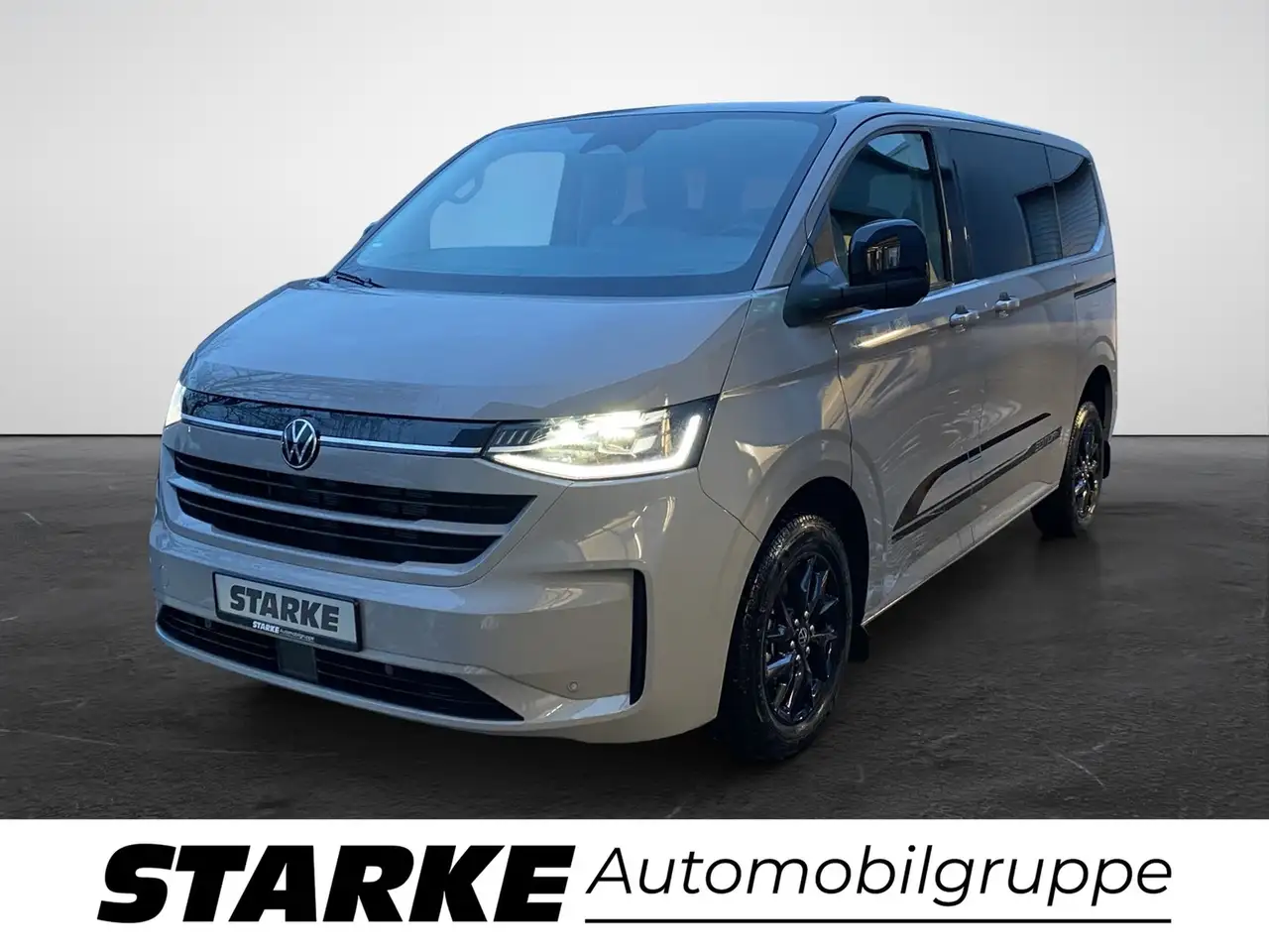 Volkswagen T7 Caravelle 2.0 TDI Automatic Edition 8-Sitzer — photo 1 of 16