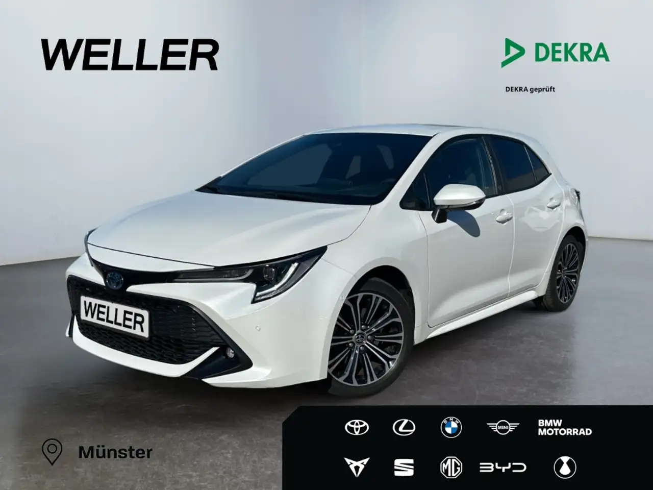 Toyota Corolla Hybrid Team D *LED*R-Kamera*PDC v&h*SHZ* — photo 1 of 29