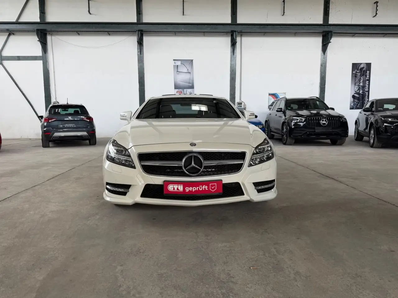 Mercedes-Benz CLS 350 CLS CLS 350 BlueEfficiency — photo 1 of 40