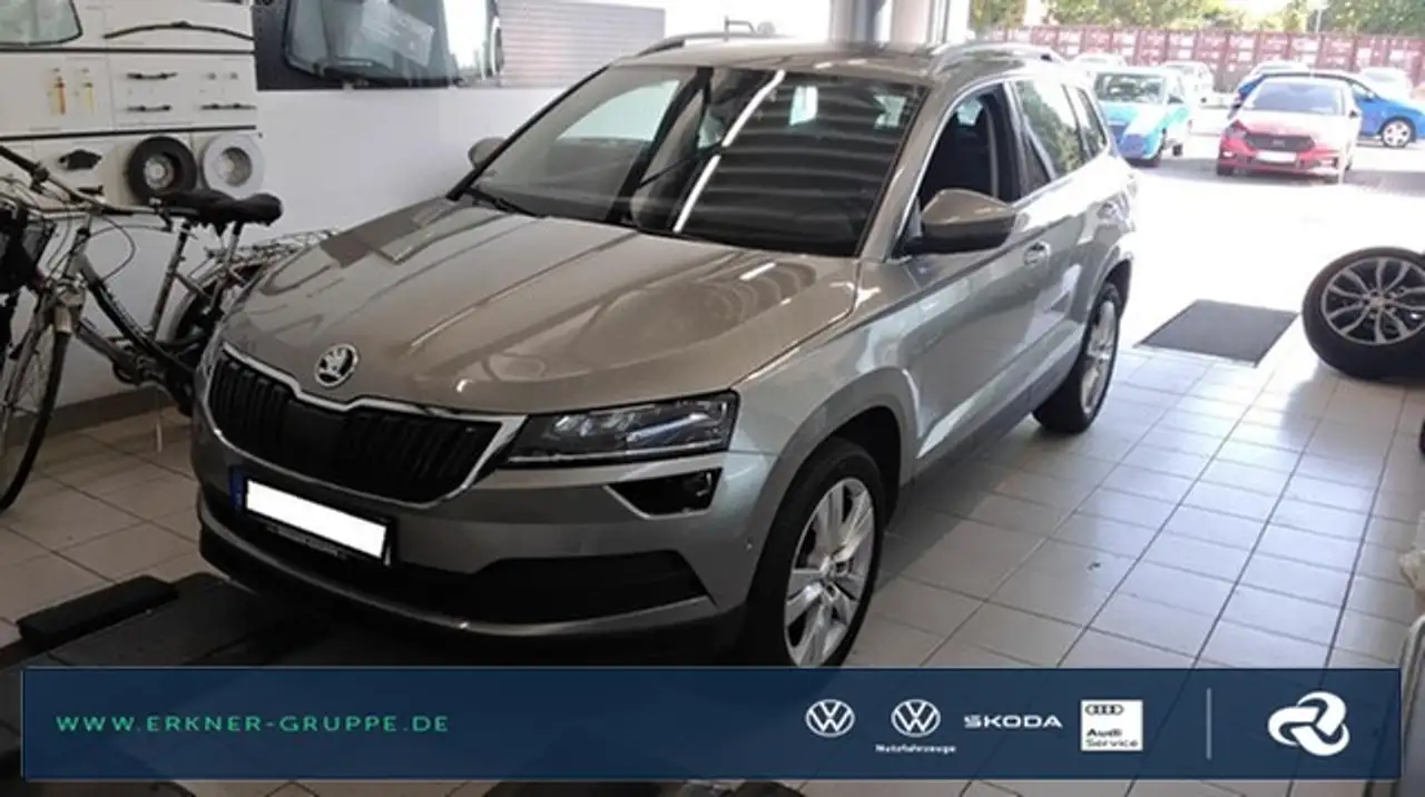 Skoda Karoq 1.5TSI DSG Style+LED+TEMPO+KAMERA+MFL+++ — photo 1 of 8