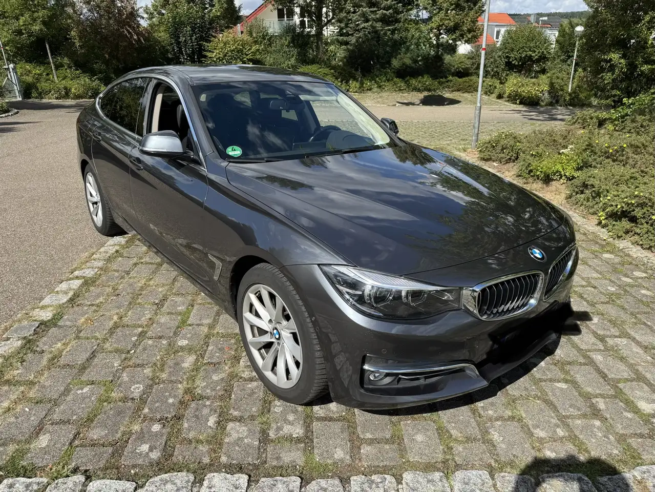 BMW 320 320d xDrive GT Aut. Luxury Line — photo 1 of 12