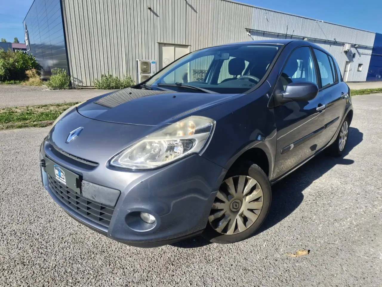 Renault Clio III 1.5 dCi 85ch Business Eco² 98g 5p Entretien à jour — photo 1 of 21