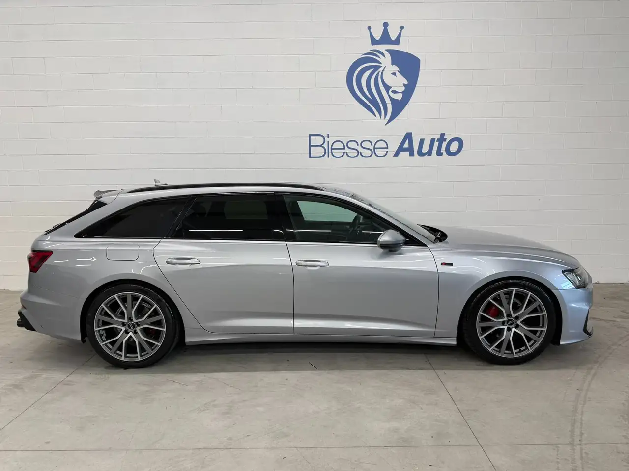 2019 Audi A6 A6 Avant 40 TDI Quattro S-Line Edition Plus S-Tronic, photograph 2