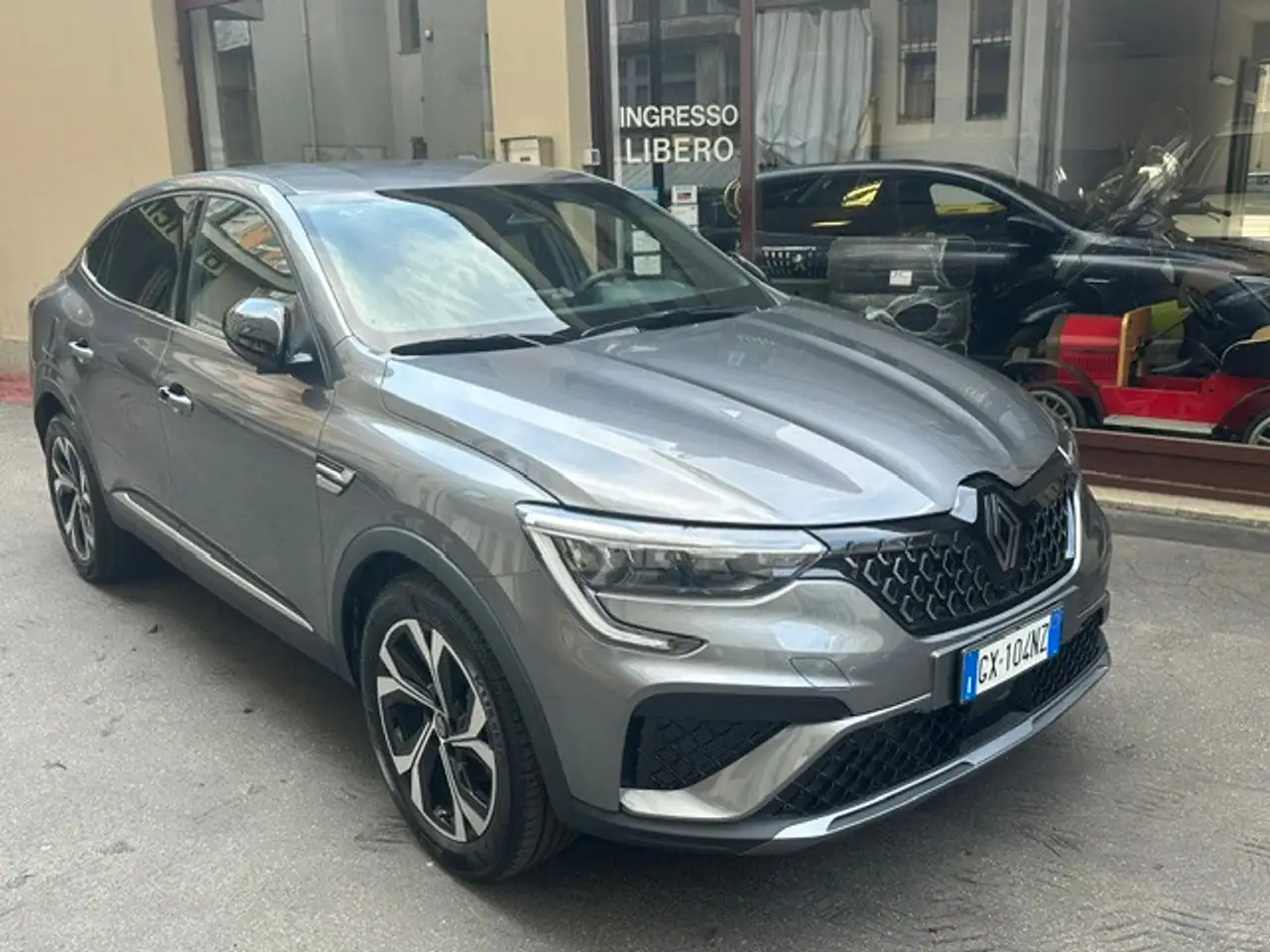 Renault Arkana Arkana Full Hybrid E-Tech 145 CV Techno — photo 1 of 15