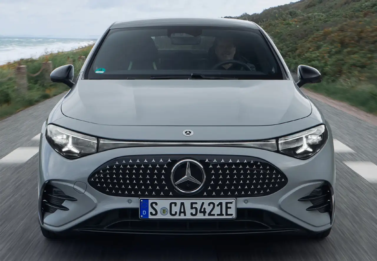 Mercedes-Benz CLA 220 Shooting Brake 220d Urban 7G-DCT — photo 1 of 15