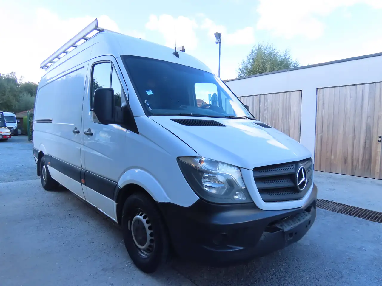 Mercedes-Benz Sprinter 313 2.1 BlueTEC A2H2 (EU6) — photo 1 of 13